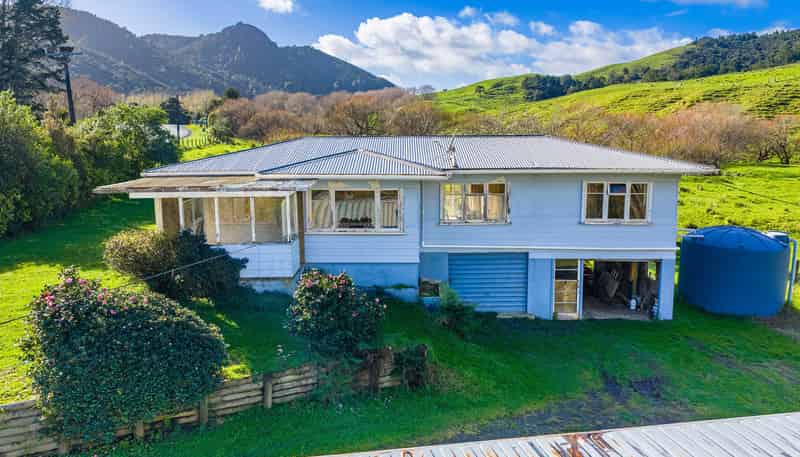 2416 State Highway 1, Brynderwyn