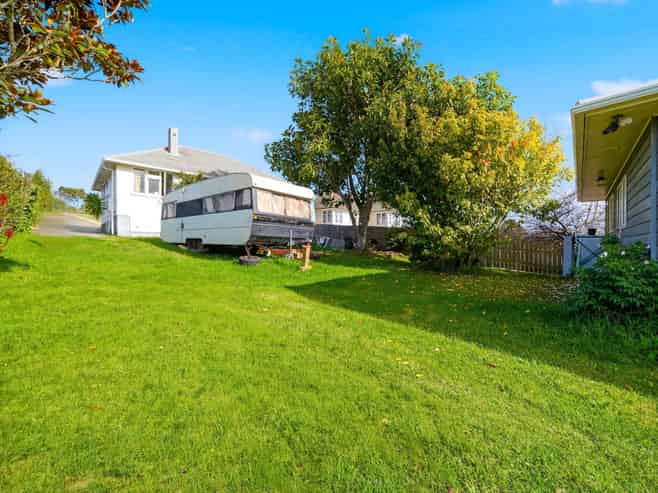16 Morrie Laing Avenue, Mount Roskill