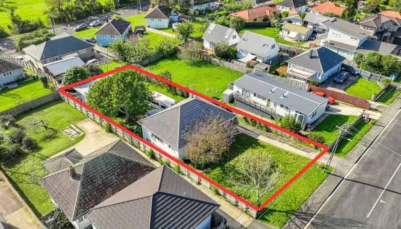 16 Morrie Laing Avenue, Mount Roskill