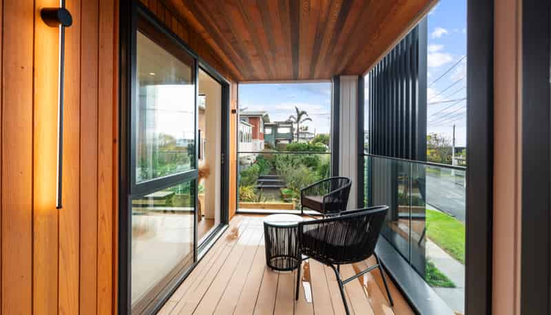 2B Rangitoto Terrace, Milford