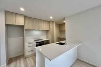98D Geraldine Street, Edgeware