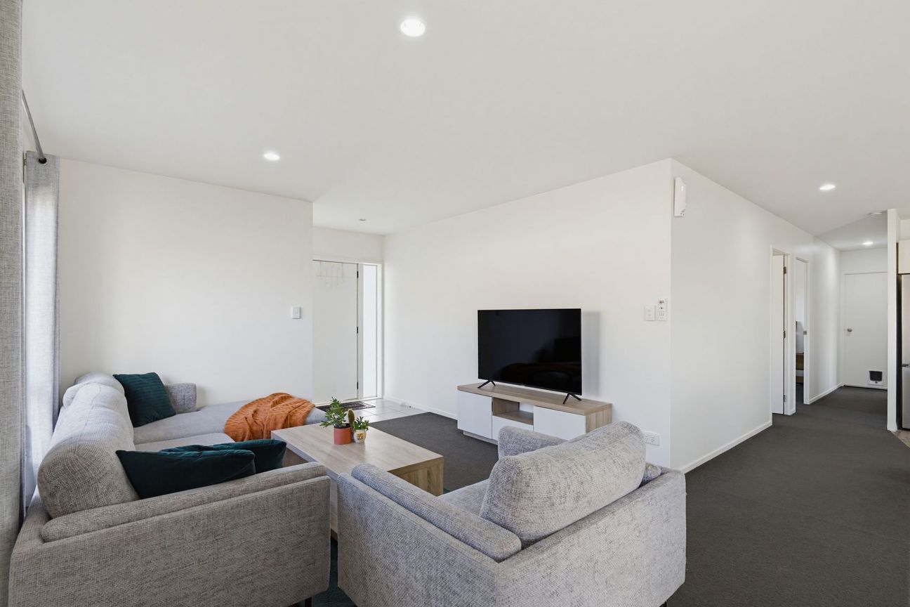 Perfect First Home, Retirement Pad, or Investment - Vista 5