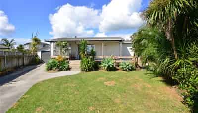 14a Ross Crescent, Orewa