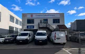 258sqm Mount Victoria Warehouse