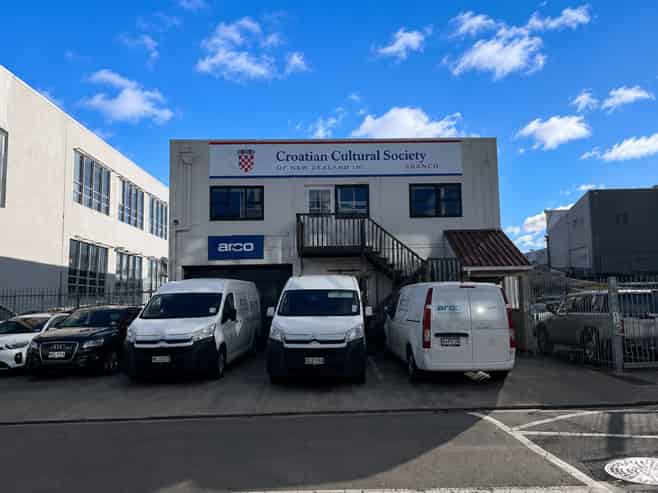 258sqm Mount Victoria Warehouse