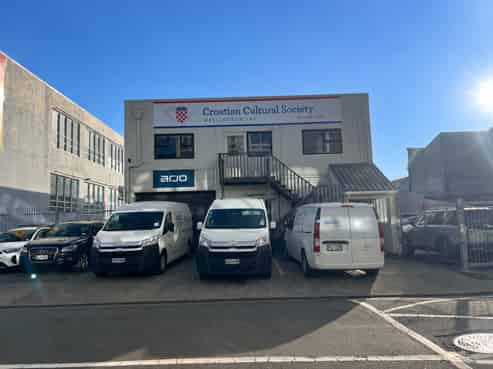 258sqm Mount Victoria Warehouse