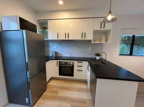 12/148 Lincoln Road, Henderson