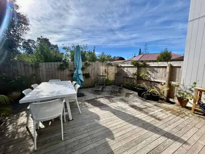 Auckland - Address withheld