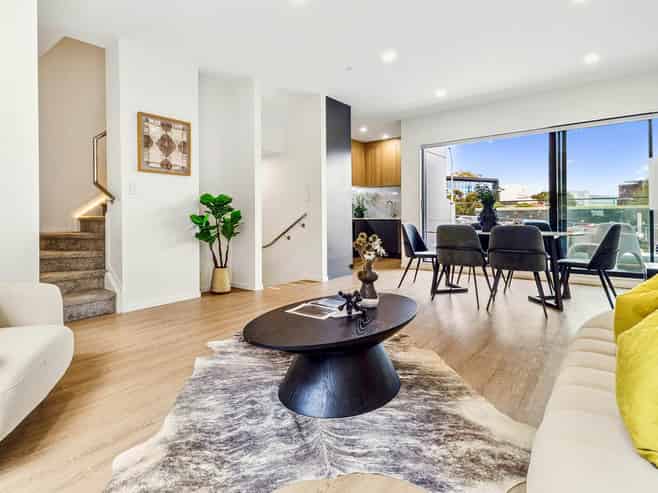 6/36 Seccombes Road, Epsom