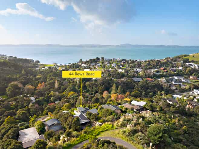 44 Rewa Road, Maraetai