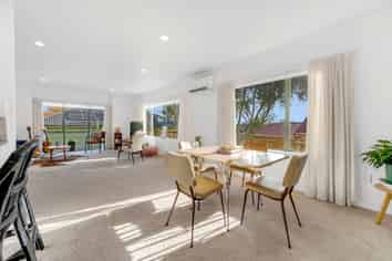 2/18 Mission View Drive, Northpark