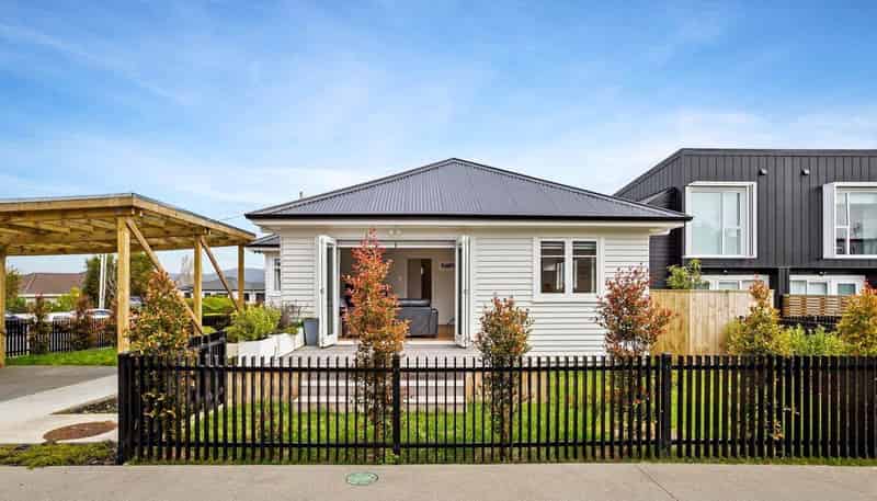 1/20 James Laurie Street, Henderson