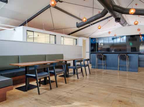Scarce Newton Character Office & Warehouse | 772sqm