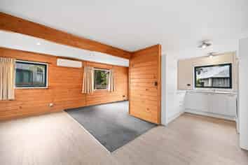 47b Winstone Avenue, Chartwell