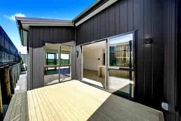 76 Huanui Drive, Orewa