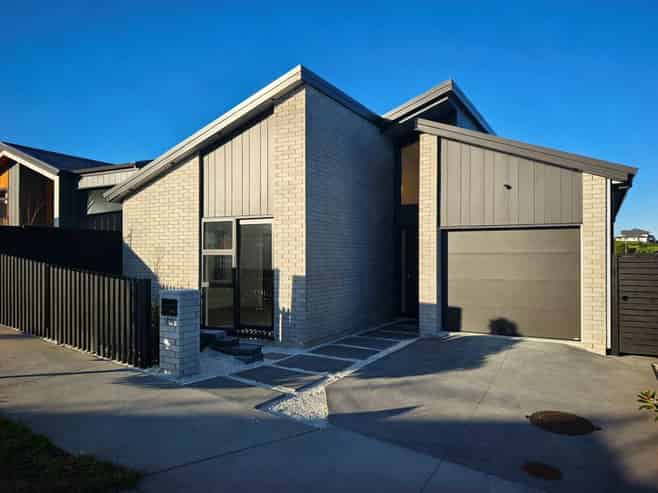 76 Huanui Drive, Orewa