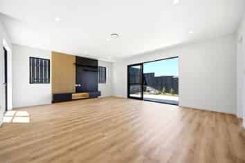 76 Huanui Drive, Orewa