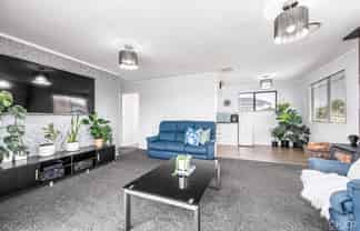 156 California Drive Totara Park, Upper Hutt