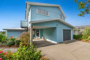 25 Moffat Road, Orewa