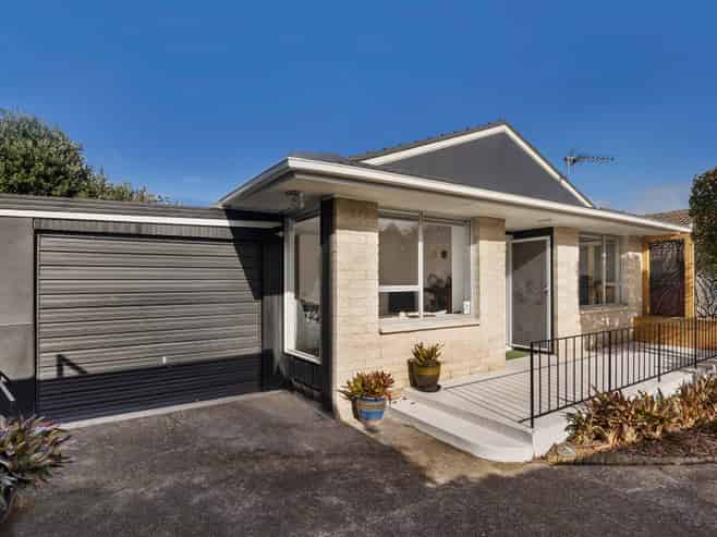 3/110 Richardson Road, Mount Albert