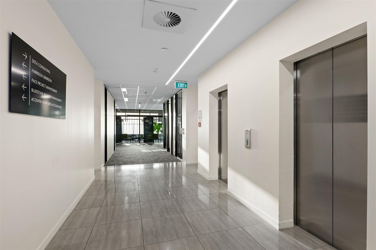 Premium Lincoln Road Office - Vista 3