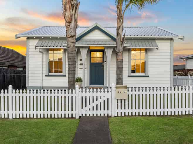 1/141 Colwill Road, Massey