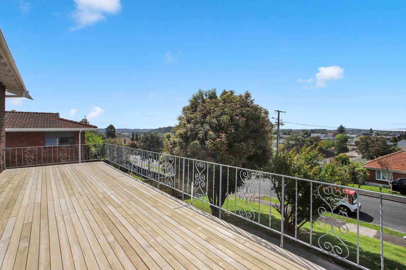 Got it all in Glen Eden – pohled 6