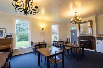 Duntroon Hotel & CycleStays