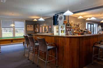 Duntroon Hotel & CycleStays