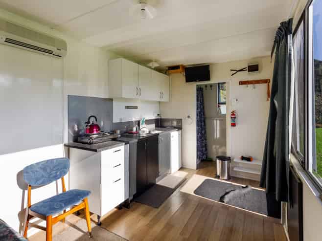 10 Phillips Road, Ngakuta Bay