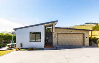 63 Moncks Spur Road, Redcliffs