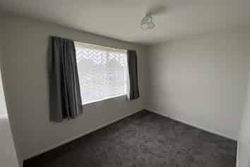 3A James Condon Place, Redwood