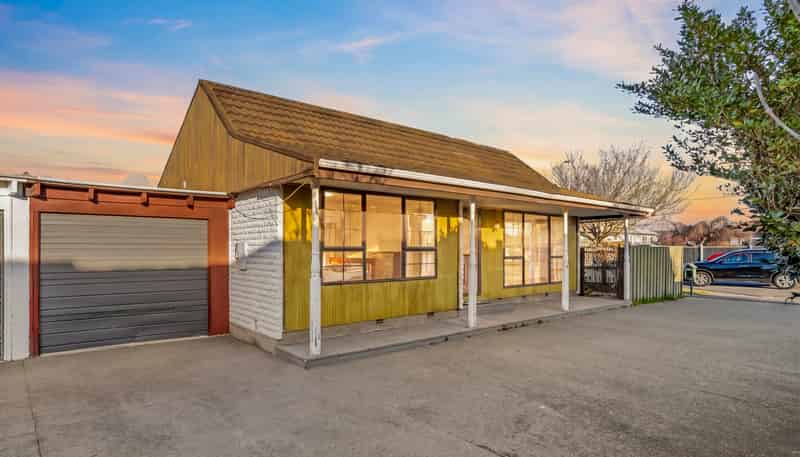 1/172 Sawyers Arms Road, Bishopdale