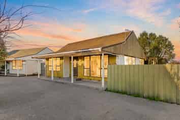 1/172 Sawyers Arms Road, Bishopdale