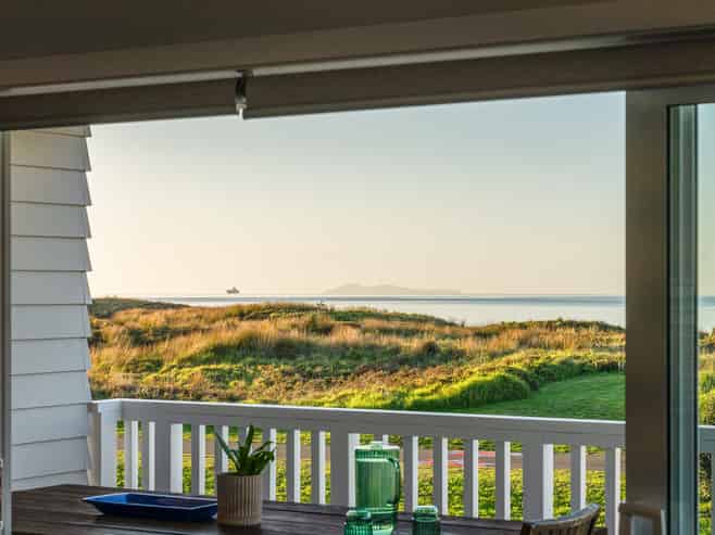 856A Papamoa Beach Road, Papamoa