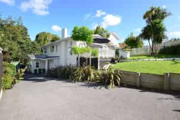 29 Marina Road, Torbay