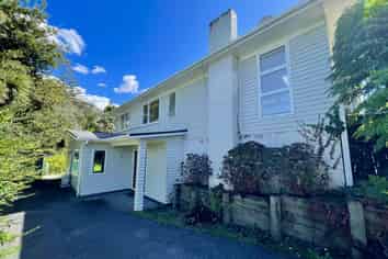 29 Marina Road, Torbay