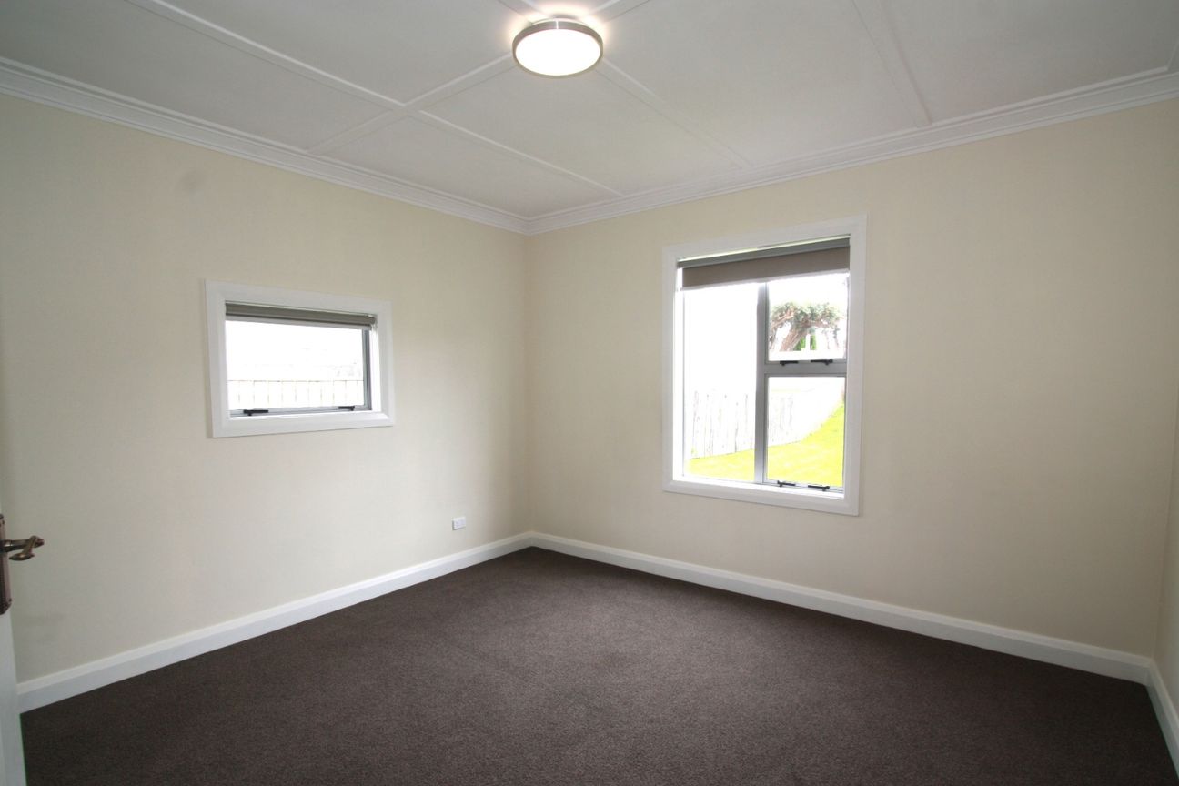 Well Presented In A Superb Location - Meer