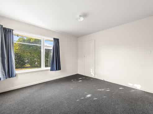 Three bedrooms on 615sqm in Industrial Heavy Zone