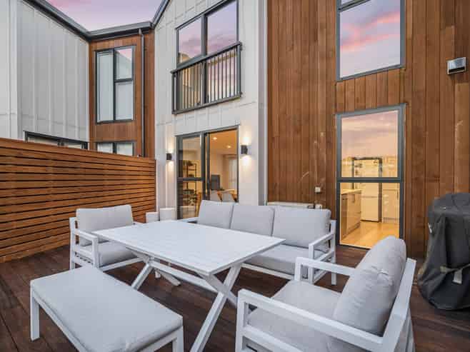 105 Bonair Crescent, Millwater
