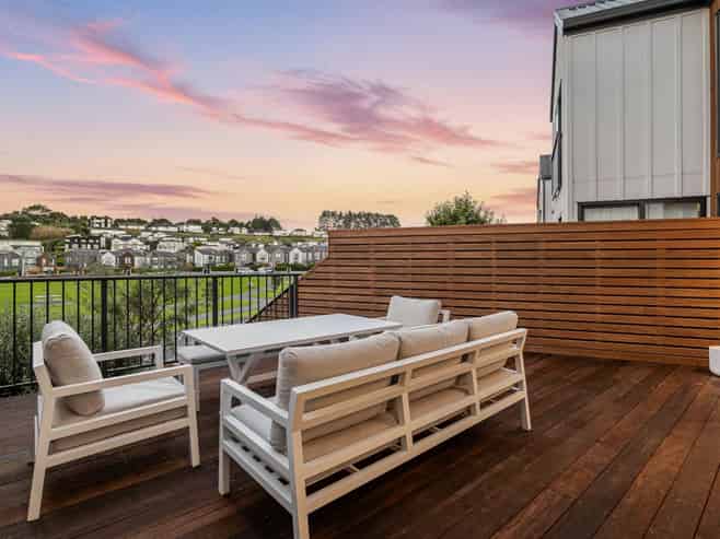 105 Bonair Crescent, Millwater