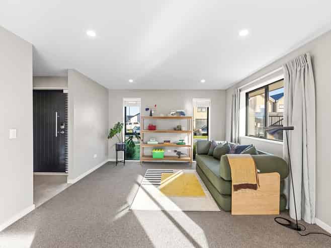 11 Cowley Lane, Rolleston