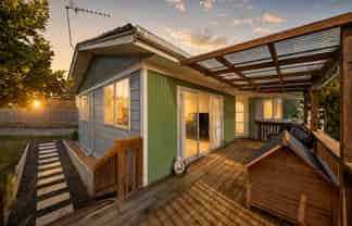 18 Farwood Drive, Henderson