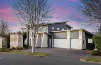 62 Glen Oaks Drive, Northwood