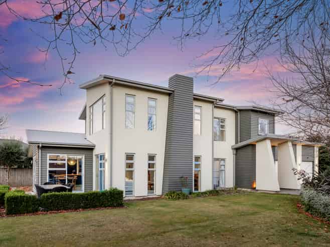 62 Glen Oaks Drive, Northwood