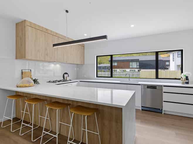 5 Pihipihi Way, Crofton Downs