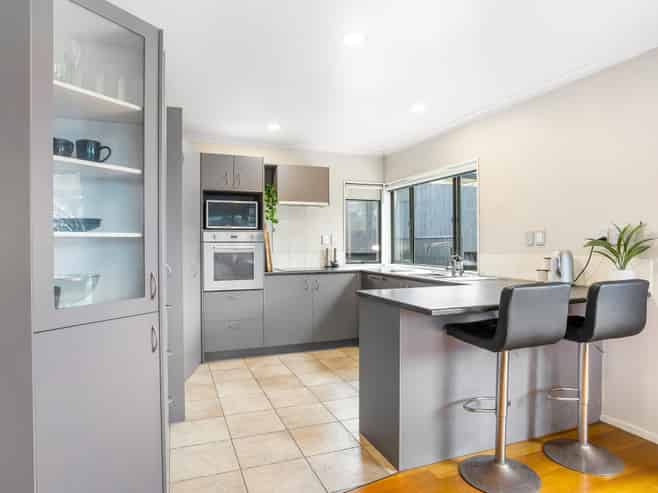 12 Coventry Way, Long Bay