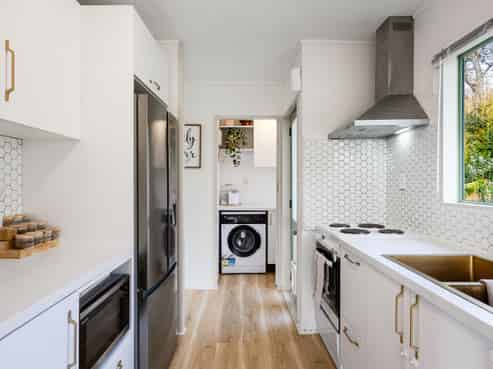 85b Fairclough Road, Beach Haven