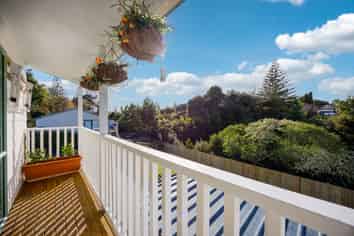 85b Fairclough Road, Beach Haven
