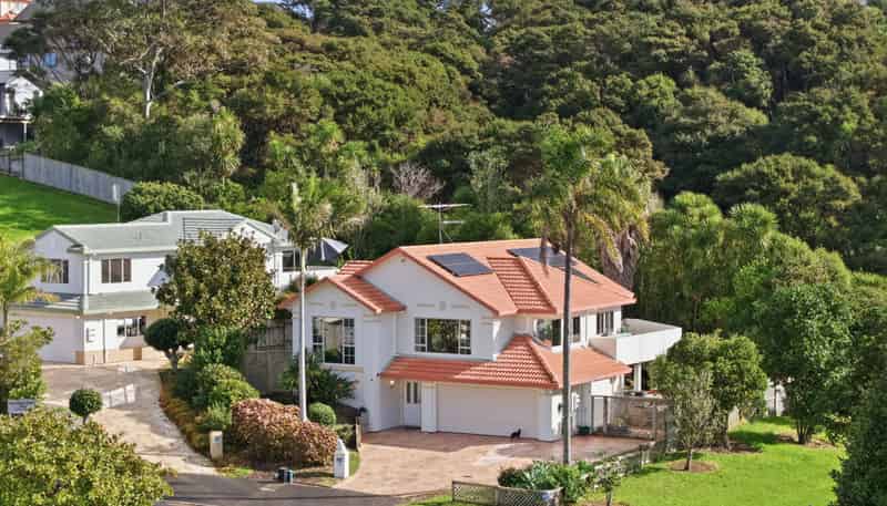 27 Westminster Gardens, Unsworth Heights
